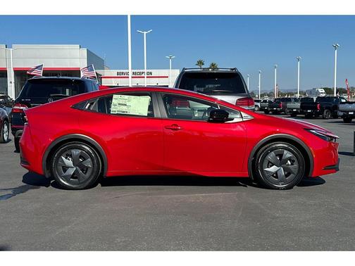 2024 Toyota Prius LE
