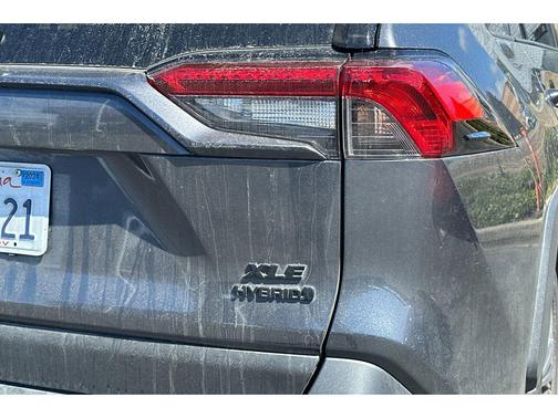 2022 Toyota RAV4 Hybrid XLE Premium