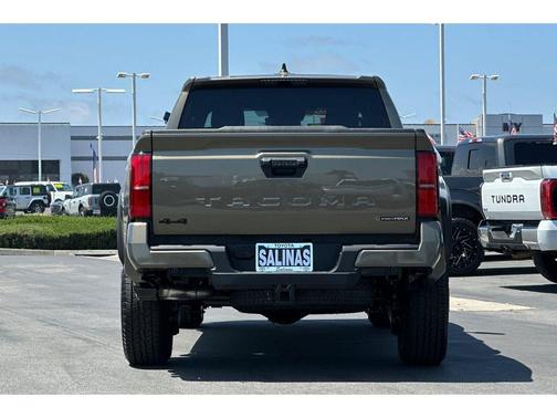 2025 Toyota Tacoma TRD Off Road
