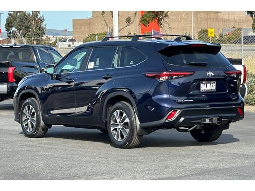 2026 Toyota Highlander Hybrid XLE