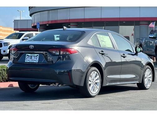 2025 Toyota Corolla Hybrid XLE