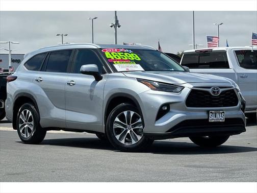 2024 Toyota Highlander XLE