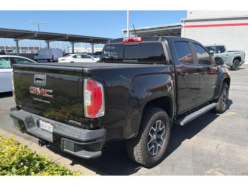 Onyx Black 2021 GMC Canyon AT4