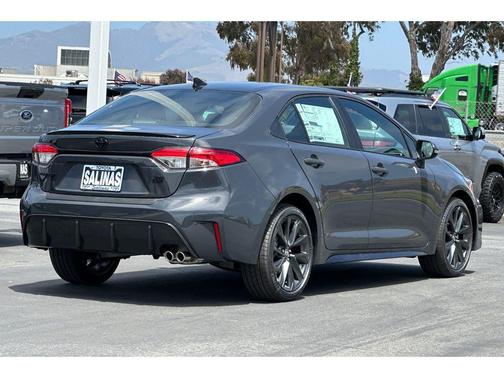 2025 Toyota Corolla SE