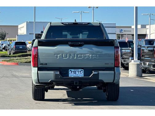 2025 Toyota Tundra Hybrid Platinum