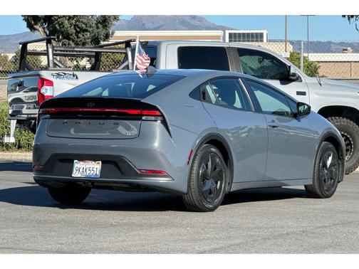 2024 Toyota Prius LE