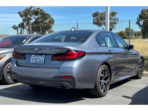 Bluestone Metallic 2021 BMW 540 540i
