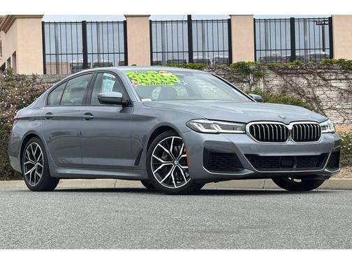 2021 BMW 540 540i