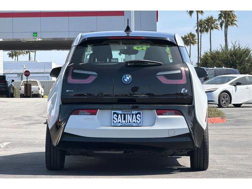 Capparis White w/BMW i Frozen Blue Accent 2017 BMW i3 94 Ah w/Range Extender