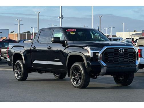 2025 Toyota Tundra SR5