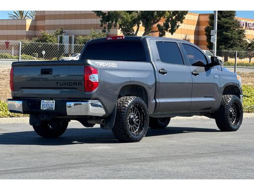 2016 Toyota Tundra SR5