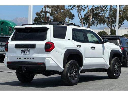 2025 Toyota 4Runner SR5