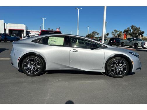 2024 Toyota Prius XLE