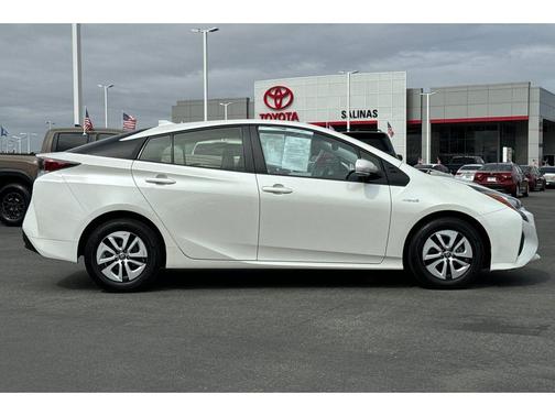 2016 Toyota Prius Four