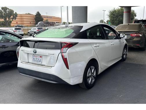 2016 Toyota Prius Four