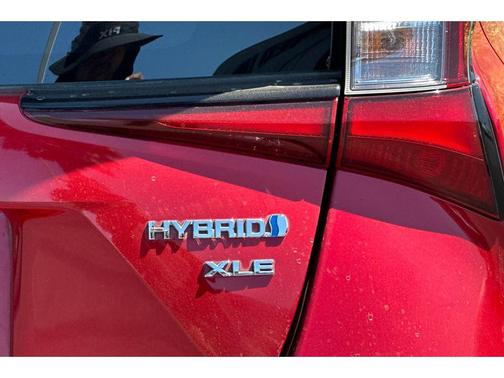 2020 Toyota Prius XLE