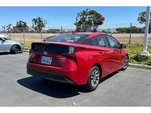 2020 Toyota Prius XLE