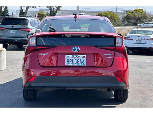 2020 Toyota Prius XLE