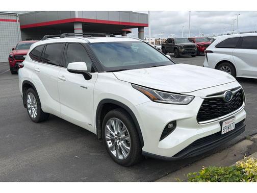 Blizzard Pearl 2020 Toyota Highlander Hybrid Limited