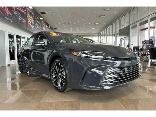 2025 Toyota Camry XLE