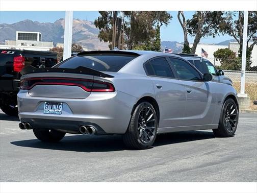 2017 Dodge Charger R/T