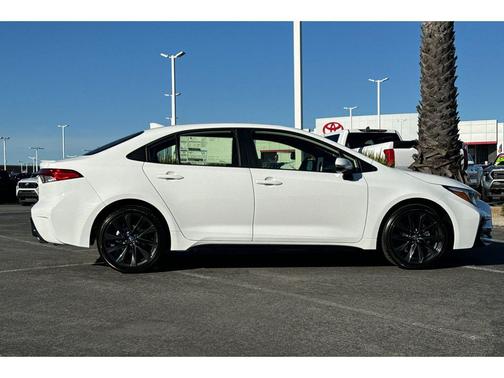 2026 Toyota Corolla Hybrid SE