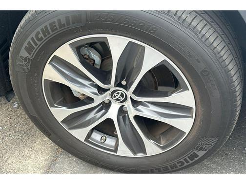Wind Chill Pearl 2023 Toyota Highlander XLE