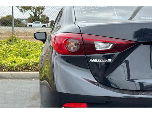 2017 Mazda Mazda3 Sport