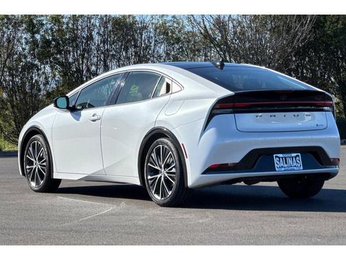 2024 Toyota Prius XLE