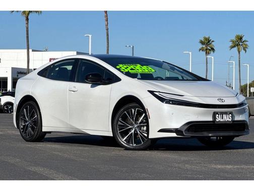 2024 Toyota Prius XLE