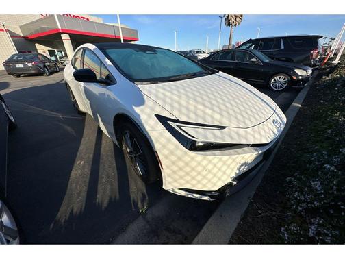 2024 Toyota Prius XLE