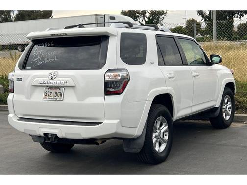Super White 2017 Toyota 4Runner SR5