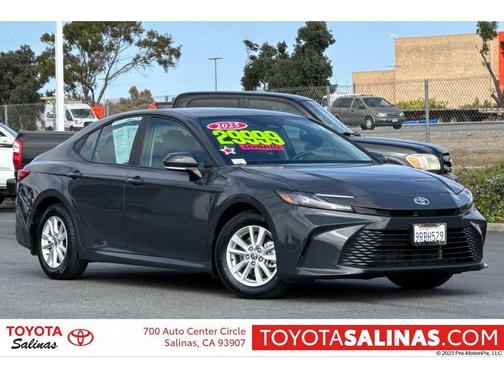 2025 Toyota Camry LE