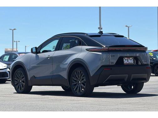 Cement w/Midnight Black Metallic Roof 2026 Toyota C-HR XSE