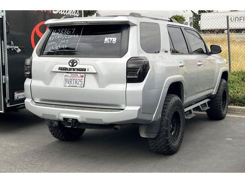 Classic Silver Metallic 2024 Toyota 4Runner SR5 Premium