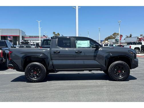 2025 Toyota Tacoma TRD Pro