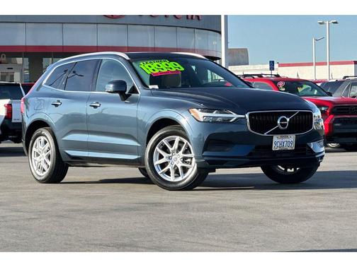 2018 Volvo XC60 T5 Momentum