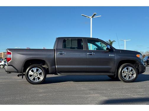2017 Toyota Tundra Platinum