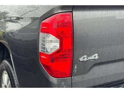 2017 Toyota Tundra Platinum