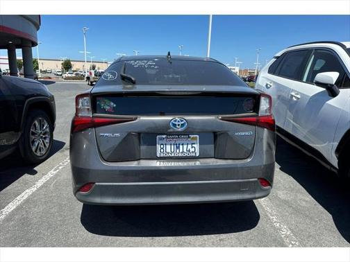 2019 Toyota Prius LE
