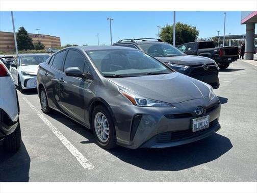 2019 Toyota Prius LE