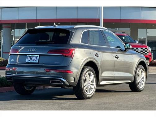 2022 Audi Q5 45 S line Premium