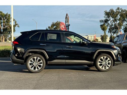 2025 Toyota RAV4 Limited