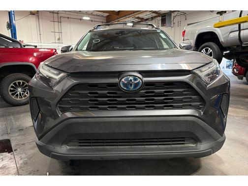 2023 Toyota RAV4 Hybrid LE
