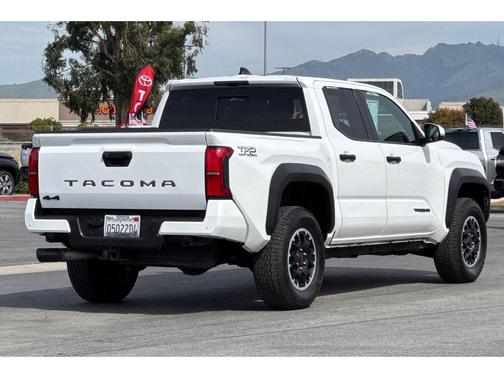2024 Toyota Tacoma TRD Off Road