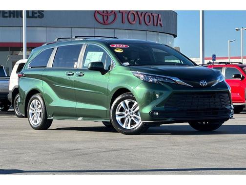 2026 Toyota Sienna XLE