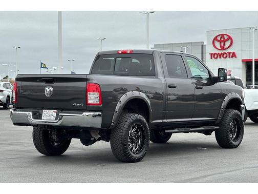2024 RAM 2500 Tradesman Crew Cab 4x4 6'4' Box
