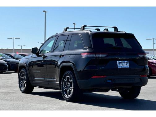 2022 Jeep Grand Cherokee 4xe Trailhawk