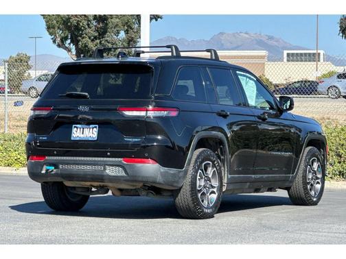 2022 Jeep Grand Cherokee 4xe Trailhawk