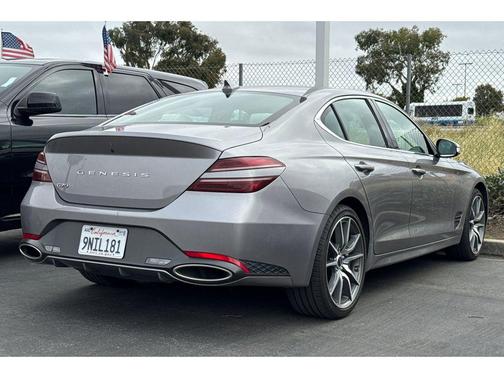 2024 Genesis G70 2.5T RWD